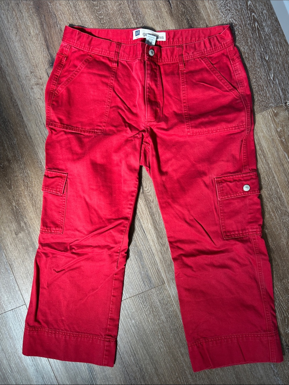 GAP Red Cropped Cargo Pants for Women
